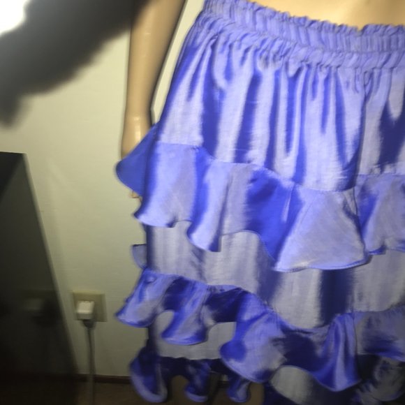 FABULOUS VIETNAM SILK RUFFLE SKIRT - Picture 2 of 3